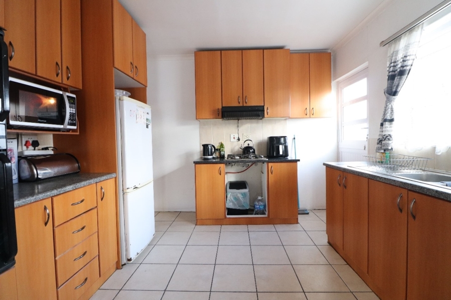 4 Bedroom Property for Sale in Strandfontein Western Cape